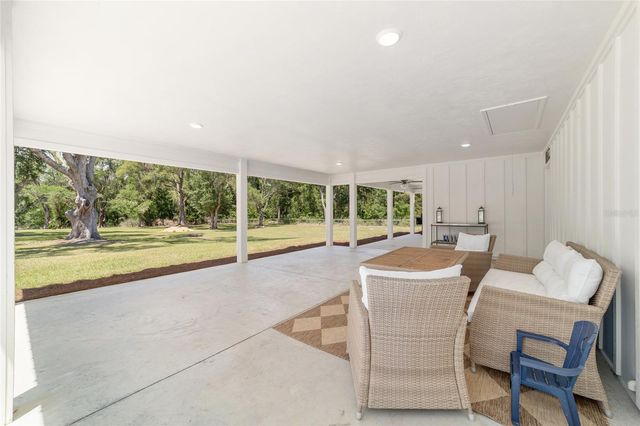 21561 SE 30 STREET, Williston, FL 32696