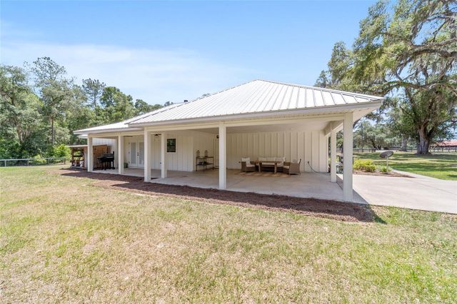 21561 SE 30 STREET, Williston, FL 32696
