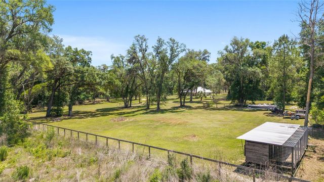 21561 SE 30 STREET, Williston, FL 32696
