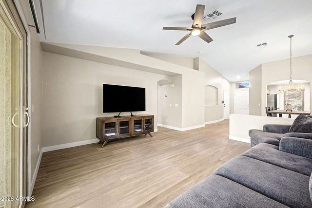 2744 E DRAGOON Circle, Mesa, AZ 85204