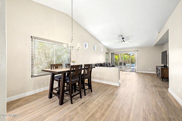 2744 E DRAGOON Circle, Mesa, AZ 85204