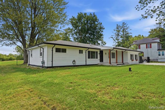 4655 Denton Road, Canton, MI 48188
