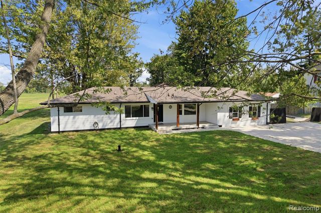 4655 Denton Road, Canton, MI 48188