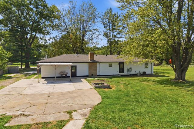 4655 Denton Road, Canton, MI 48188