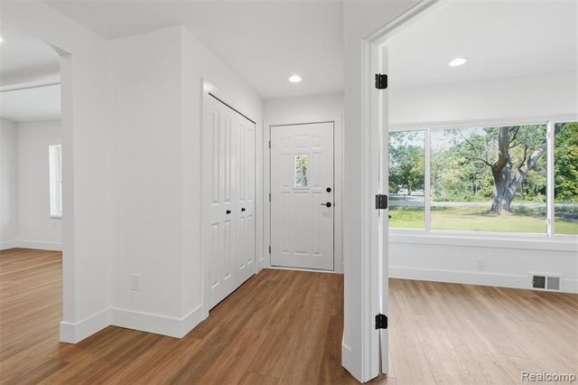4655 Denton Road, Canton, MI 48188