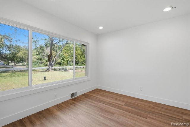 4655 Denton Road, Canton, MI 48188