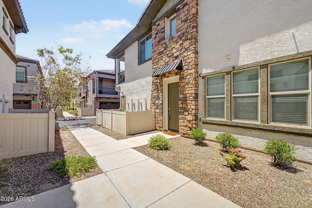 2721 S DECATUR Drive 101, Gilbert, AZ 85295 — photo 2