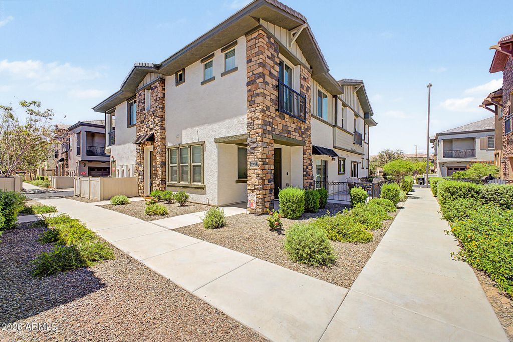 2721 S DECATUR Drive 101, Gilbert, AZ 85295 — photo 3