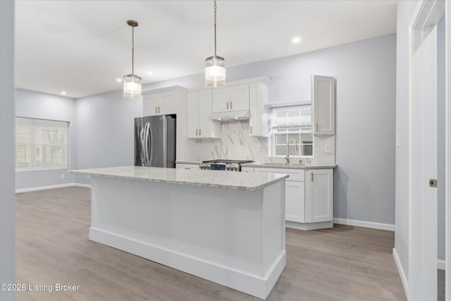 4202 S Brook St, Louisville, KY 40214