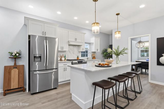 4202 S Brook St, Louisville, KY 40214