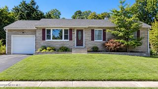 28 Woodside Drive, Howell, NJ 07731