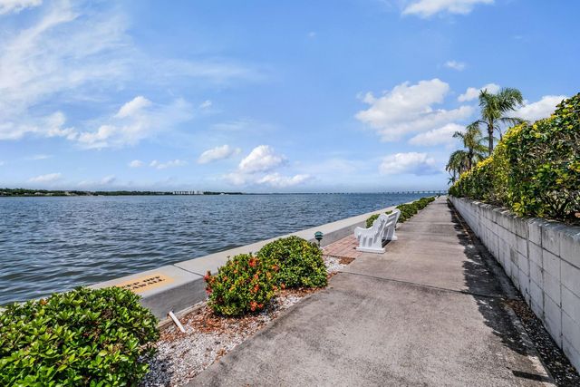 19029 US HIGHWAY 19 N 27A, Clearwater, FL 33764
