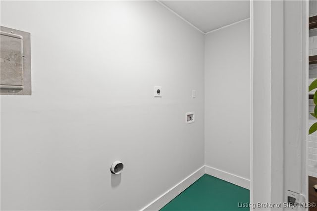 2330 Raintree Drive, Clarksville, IN 47129