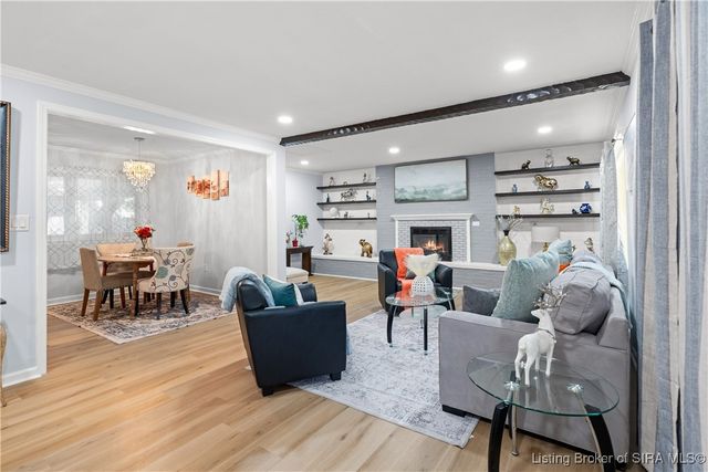 2330 Raintree Drive, Clarksville, IN 47129