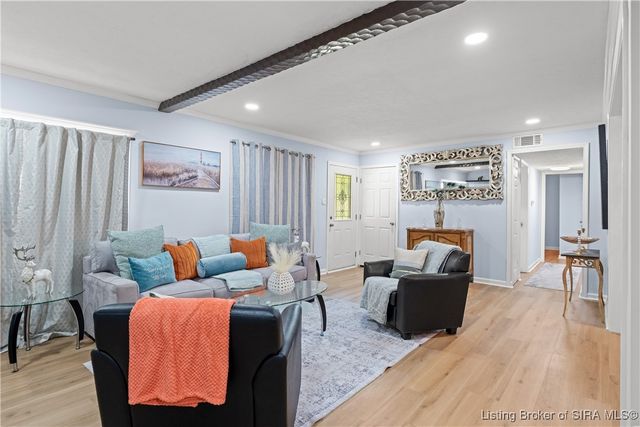 2330 Raintree Drive, Clarksville, IN 47129