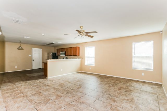 1435 Sax Leigh Drive, Dallas, TX 75241