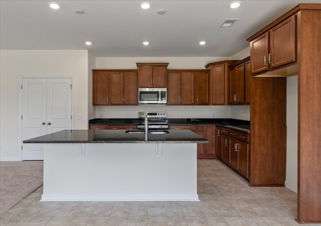 353 Blue Oak Drive, Moncks Corner, SC 29461