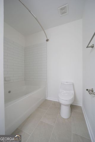 2700 Pine Tree Road NE 2302, Atlanta, GA 30324