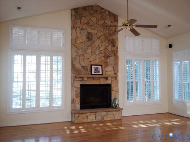 3457 Manor Grove Cir, Glen Allen, VA 23059