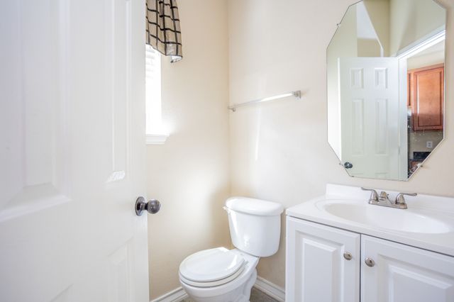 906 Glenn Crossett Street, Arlington, TX 76010