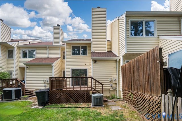 1720 Early Settlers Rd, Richmond, VA 23235