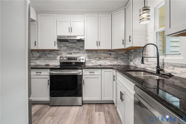 1720 Early Settlers Rd, Richmond, VA 23235