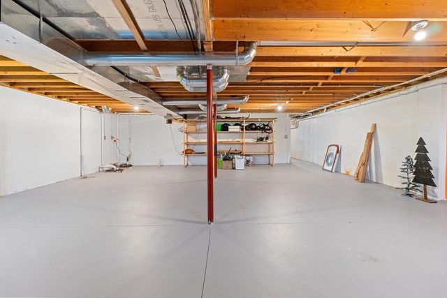 1700 E MIDWAY ROAD, Appleton, WI 54915