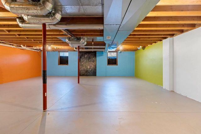 1700 E MIDWAY ROAD, Appleton, WI 54915