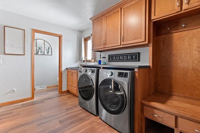 1700 E MIDWAY ROAD, Appleton, WI 54915