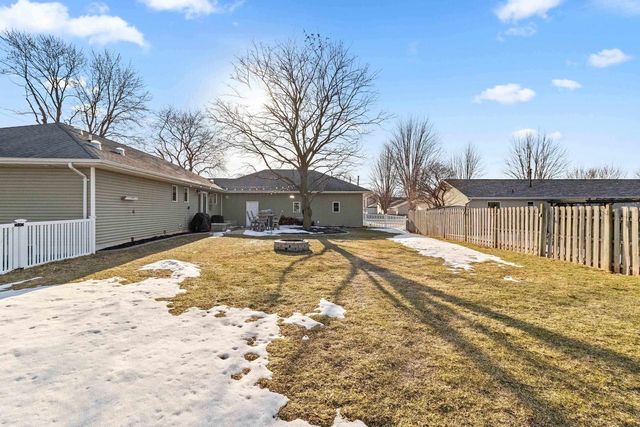 1700 E MIDWAY ROAD, Appleton, WI 54915