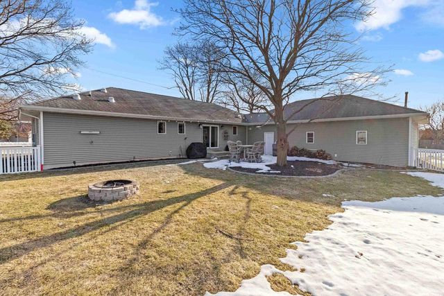 1700 E MIDWAY ROAD, Appleton, WI 54915