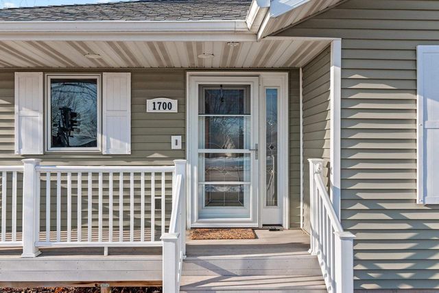 1700 E MIDWAY ROAD, Appleton, WI 54915