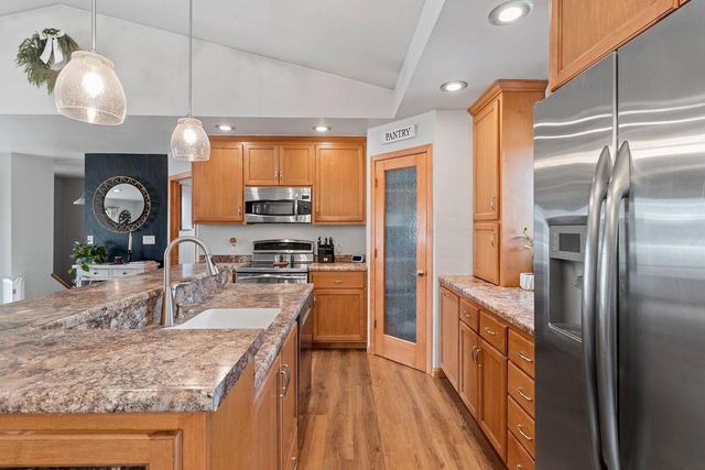 1700 E MIDWAY ROAD, Appleton, WI 54915