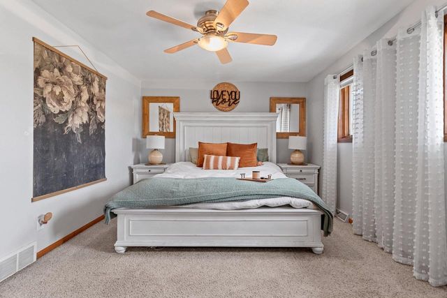 1700 E MIDWAY ROAD, Appleton, WI 54915