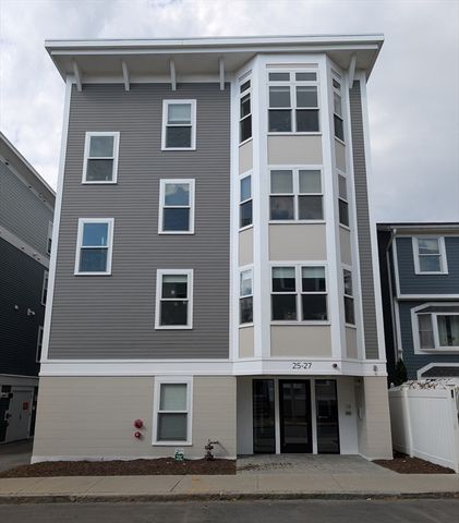 27 Ward St 201, Boston, MA 02127