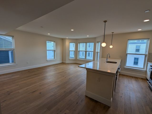 27 Ward St 201, Boston, MA 02127