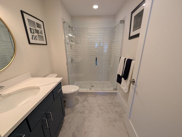 27 Ward St 201, Boston, MA 02127
