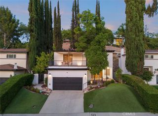 4944 Don Pio Drive, Woodland Hills, CA 91364