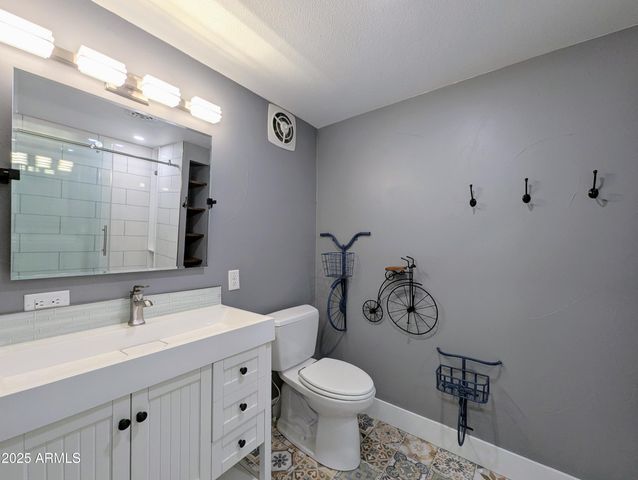 6125 E INDIAN SCHOOL Road 254, Scottsdale, AZ 85251