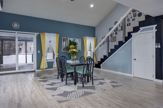 4325 Hawk Trail, Deforest, WI 53532