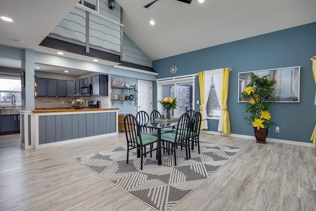 4325 Hawk Trail, Deforest, WI 53532