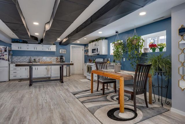 4325 Hawk Trail, Deforest, WI 53532