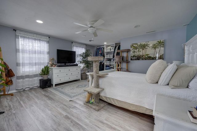 4325 Hawk Trail, Deforest, WI 53532