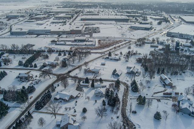 4325 Hawk Trail, Deforest, WI 53532