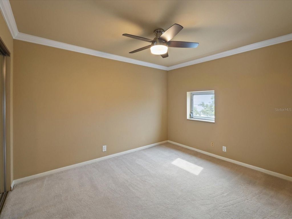 Image 20 of property listing at 4950 BAYSHORE BOULEVARD 28, Tampa, FL 33611