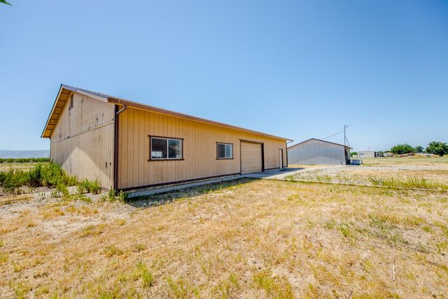 8901 Boyce Rd, Winters, CA 95694