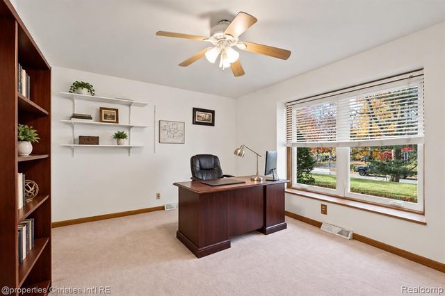 4602 Curtis Lane, Clarkston, MI 48346
