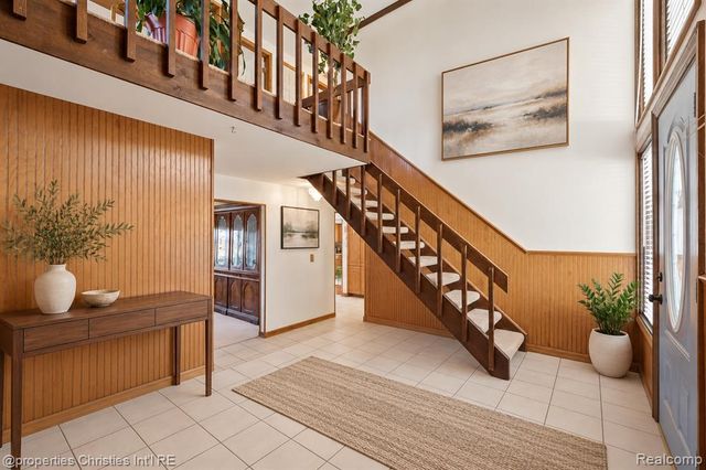 4602 Curtis Lane, Clarkston, MI 48346
