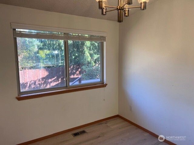 33901 28th Place SW, Federal Way, WA 98023