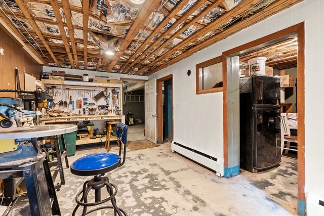 125 Hoyt Ave, Lowell, MA 01852